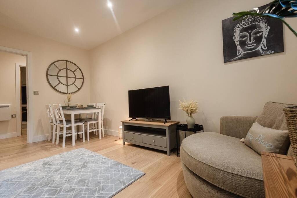 Ocean - 2 Bed Flat Sleeps 6 With Gym Access Apartment Southampton Exterior photo